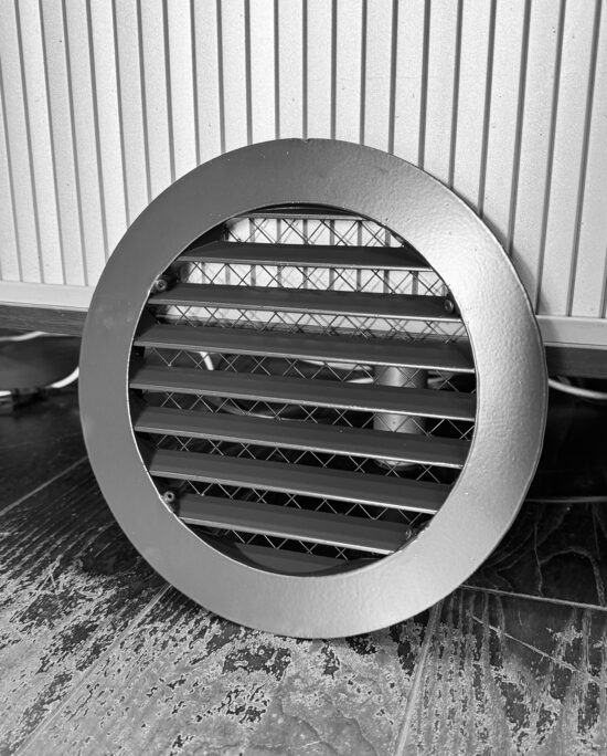 Nestandarta apaļas restes