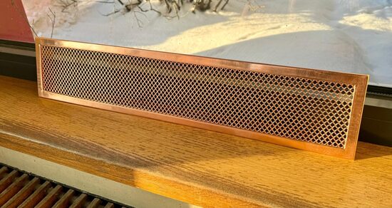 Kapara dekoratīvā ventilācijas reste ar sietu