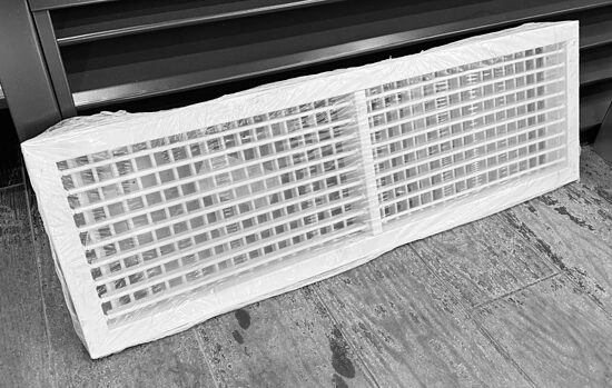 Aluminium Double Deflection Air Grille 700×150 mm (with Separate Opposed Blade Damper)