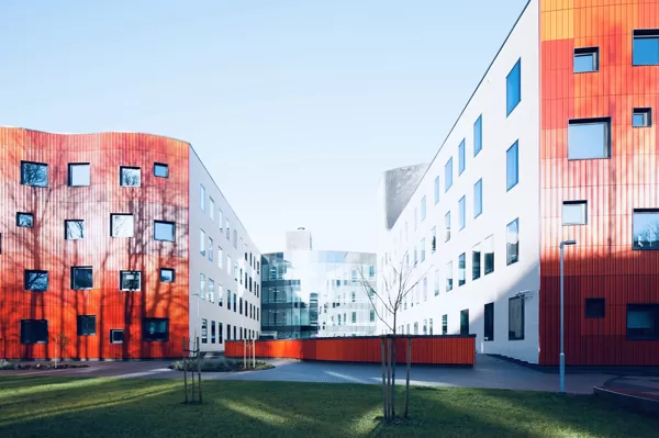Paula Stradiņa Klīniskā universitātes slimnīca, Pilsoņu iela 13, Rīga, 2020